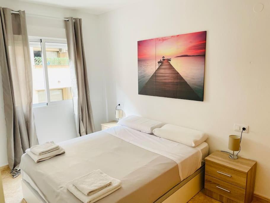 Charming Apartment Torrevieja Extérieur photo