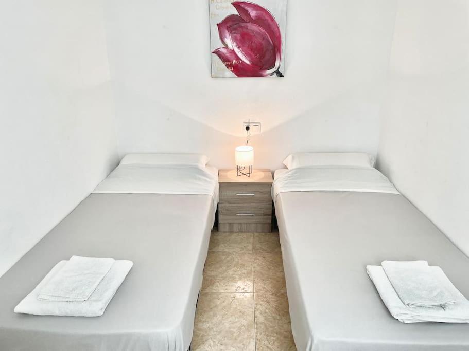 Charming Apartment Torrevieja Extérieur photo